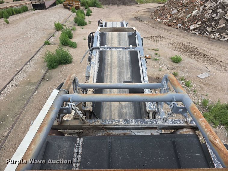 image for item DR3948 Metso Lokotrack LT1110S impact crushing plant