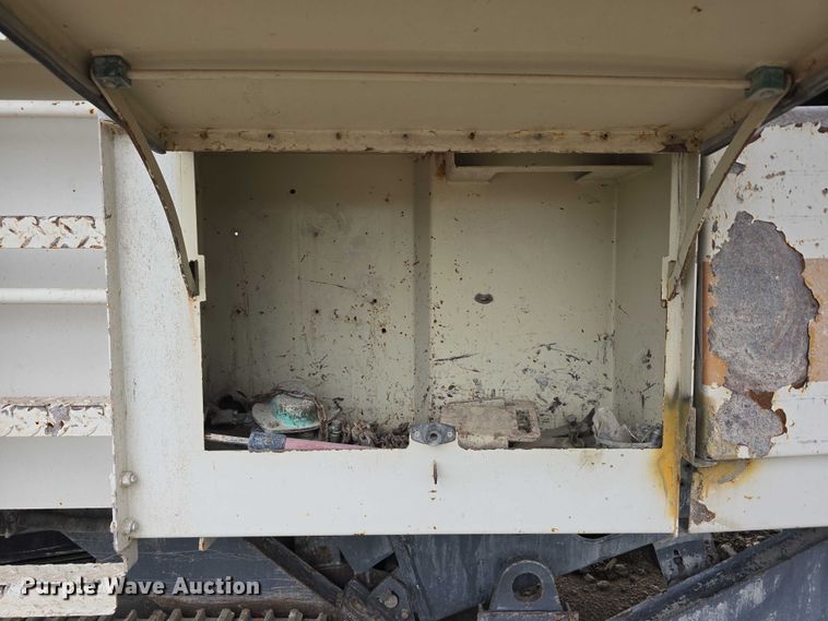 image for item DR3948 Metso Lokotrack LT1110S impact crushing plant