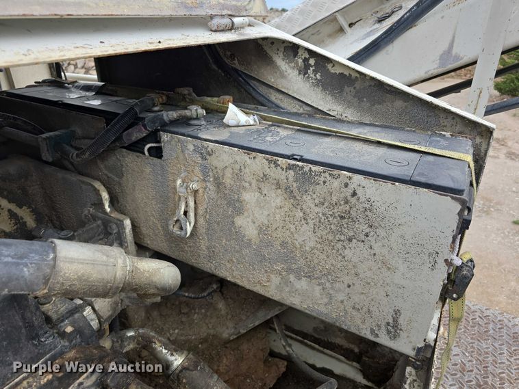 image for item DR3948 Metso Lokotrack LT1110S impact crushing plant