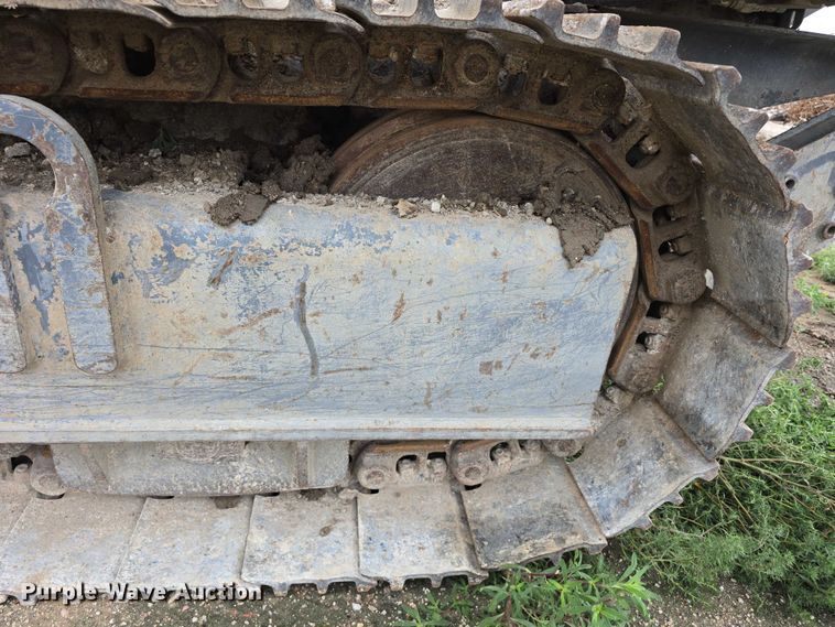 image for item DR3948 Metso Lokotrack LT1110S impact crushing plant