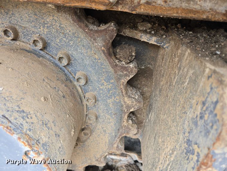 image for item DR3948 Metso Lokotrack LT1110S impact crushing plant