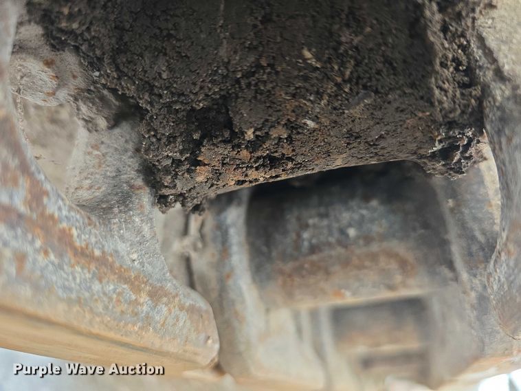 image for item DR3948 Metso Lokotrack LT1110S impact crushing plant