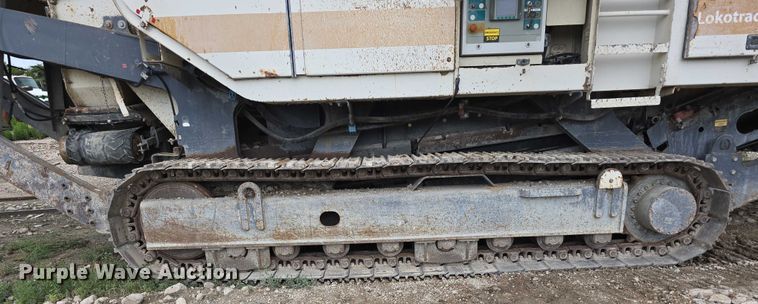 image for item DR3948 Metso Lokotrack LT1110S impact crushing plant