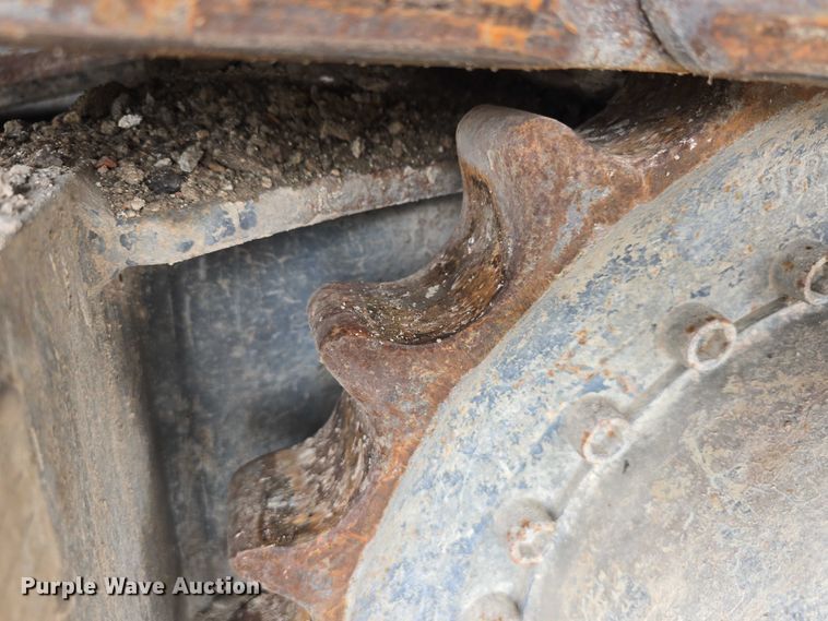 image for item DR3948 Metso Lokotrack LT1110S impact crushing plant