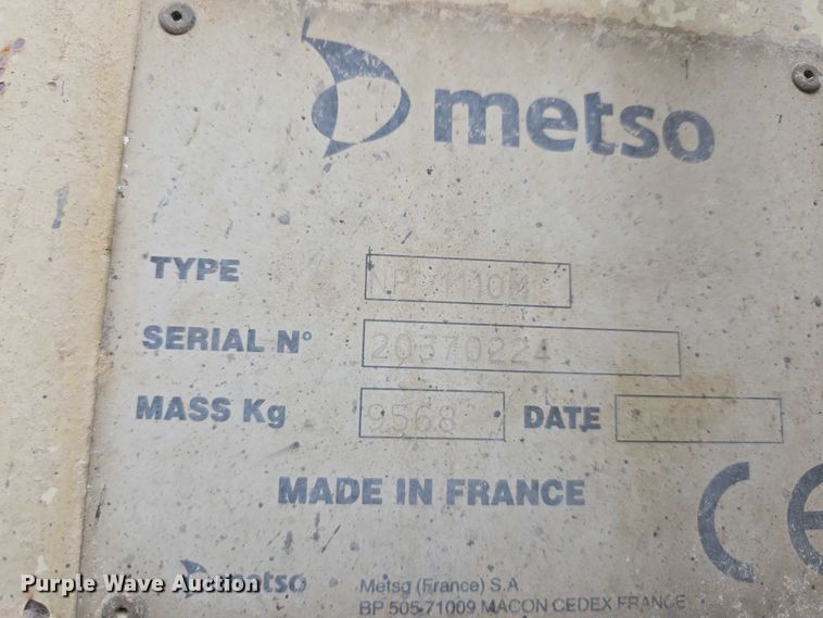 image for item DR3948 Metso Lokotrack LT1110S impact crushing plant