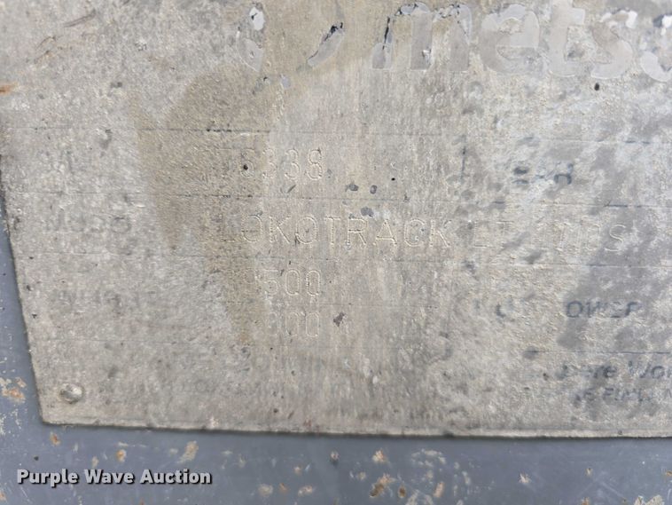 image for item DR3948 Metso Lokotrack LT1110S impact crushing plant