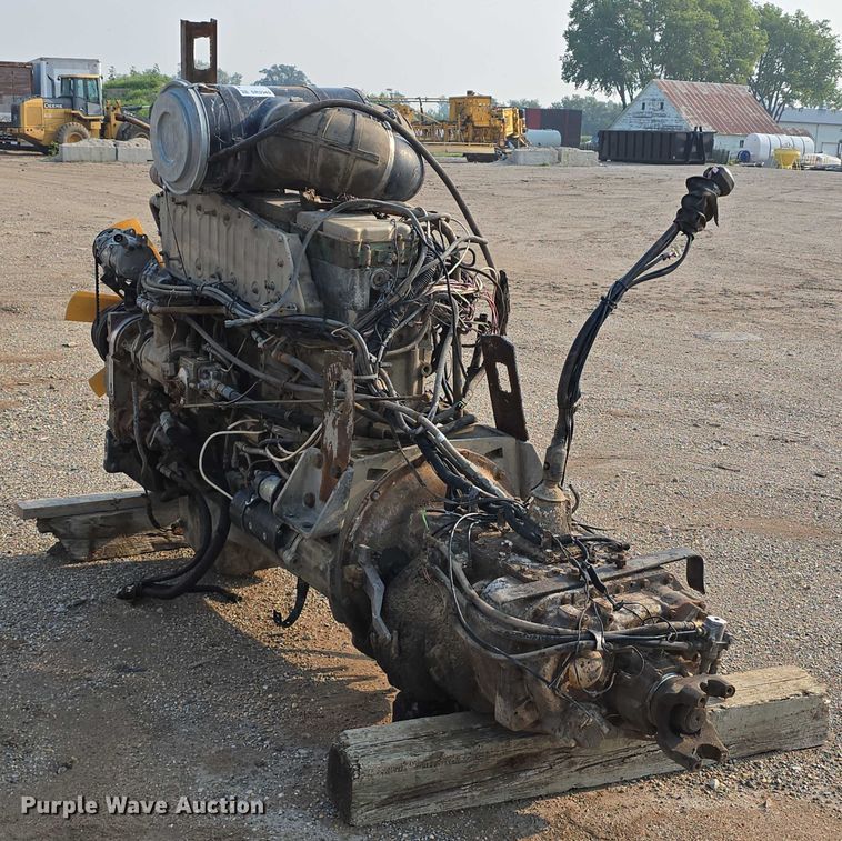 image for item DR3949 1988 Cummins 88NT400BC4 engine