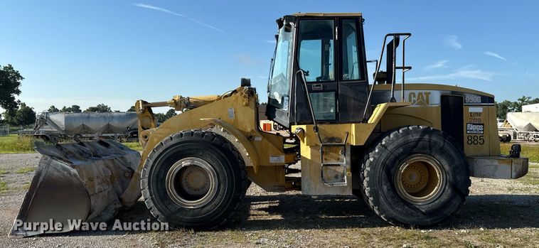 image for item DS3820 1998 Caterpillar 950G wheel loader