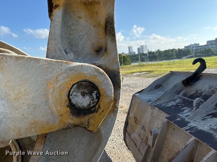 image for item DS3820 1998 Caterpillar 950G wheel loader
