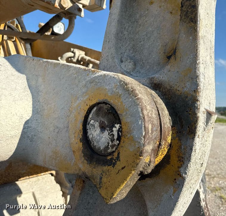 image for item DS3820 1998 Caterpillar 950G wheel loader