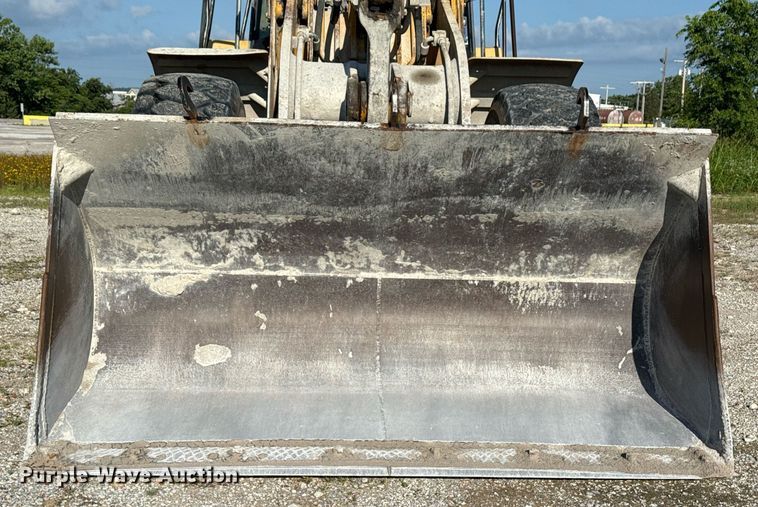 image for item DS3820 1998 Caterpillar 950G wheel loader