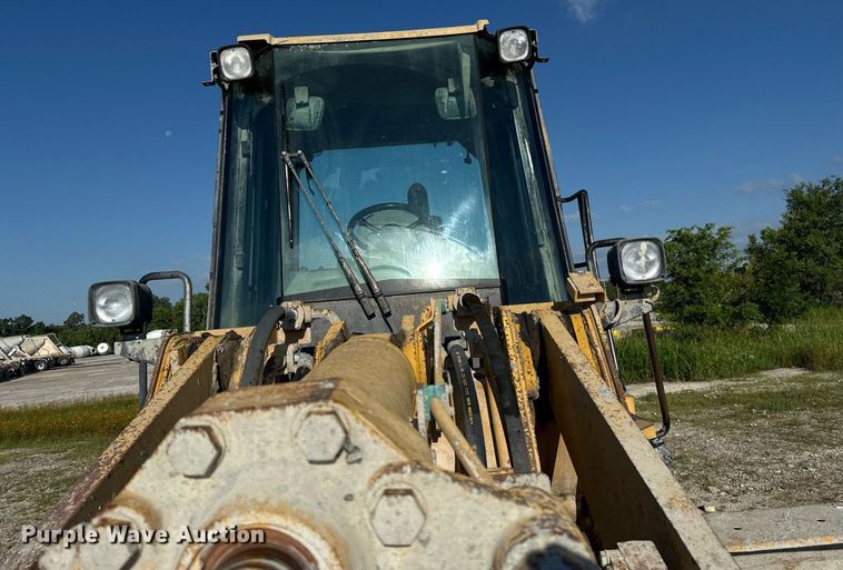 image for item DS3820 1998 Caterpillar 950G wheel loader