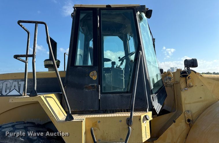 image for item DS3820 1998 Caterpillar 950G wheel loader