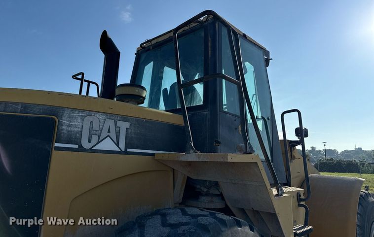 image for item DS3820 1998 Caterpillar 950G wheel loader