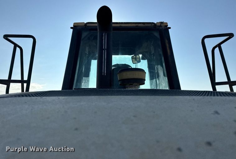 image for item DS3820 1998 Caterpillar 950G wheel loader