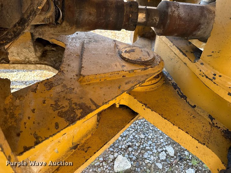 image for item DS3820 1998 Caterpillar 950G wheel loader