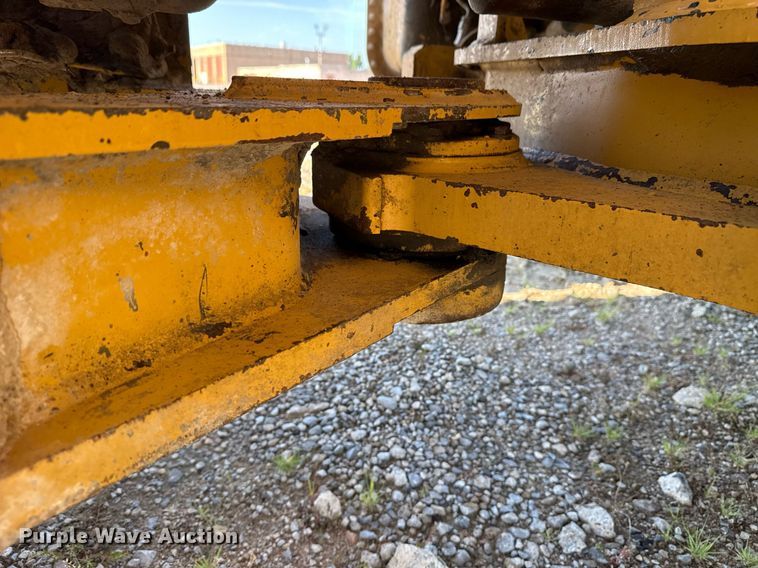 image for item DS3820 1998 Caterpillar 950G wheel loader