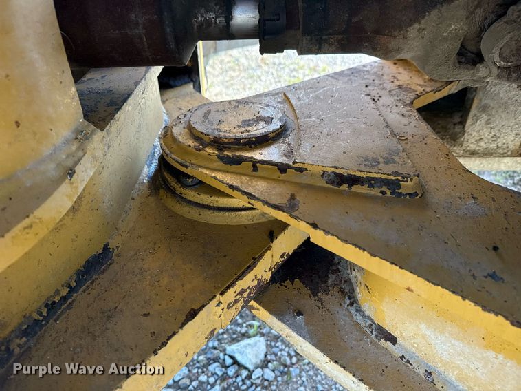 image for item DS3820 1998 Caterpillar 950G wheel loader