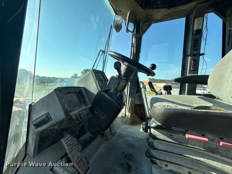 image for item DS3820 1998 Caterpillar 950G wheel loader