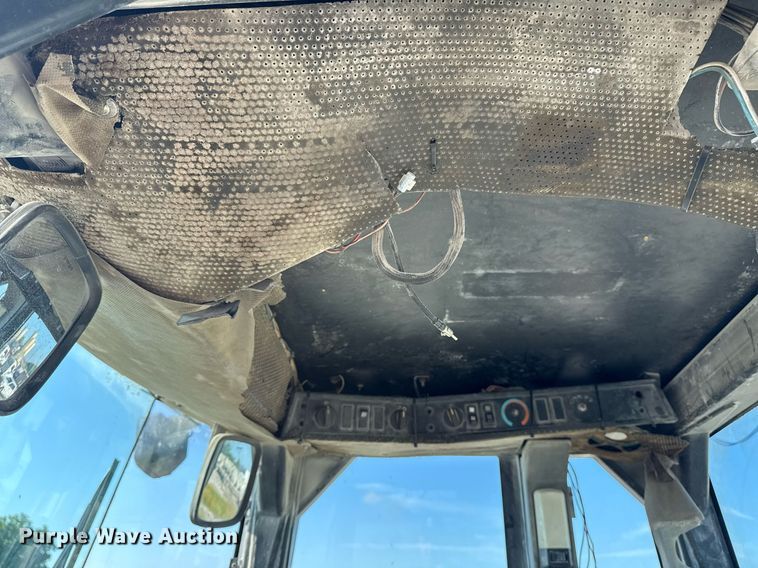 image for item DS3820 1998 Caterpillar 950G wheel loader