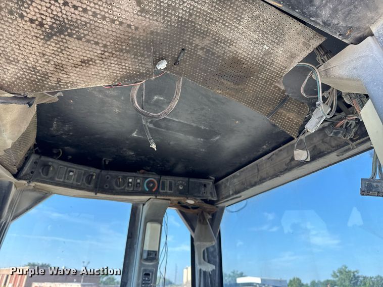 image for item DS3820 1998 Caterpillar 950G wheel loader