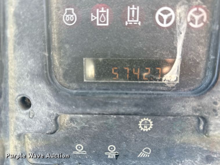 image for item DS3820 1998 Caterpillar 950G wheel loader