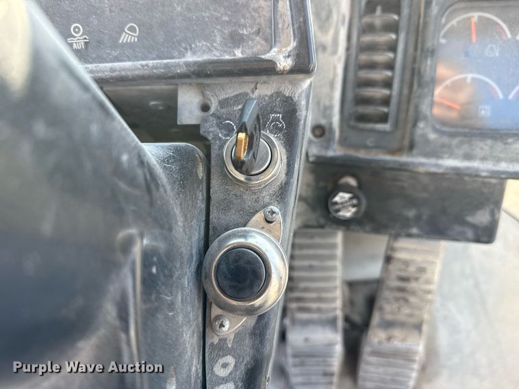 image for item DS3820 1998 Caterpillar 950G wheel loader