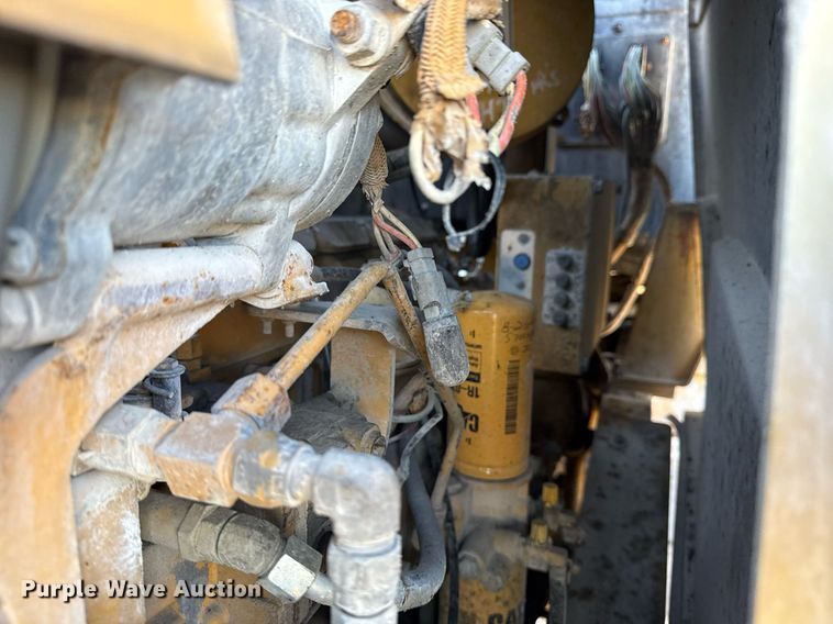 image for item DS3820 1998 Caterpillar 950G wheel loader