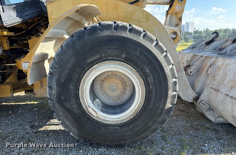 image for item DS3820 1998 Caterpillar 950G wheel loader