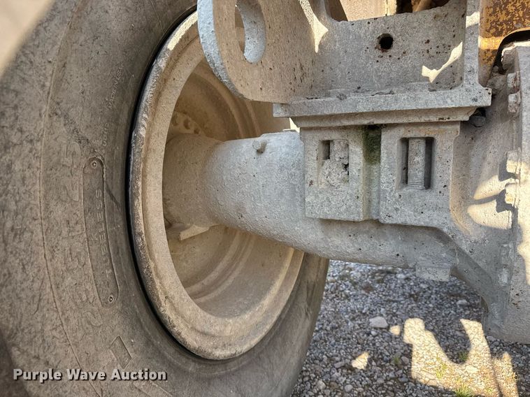 image for item DS3820 1998 Caterpillar 950G wheel loader