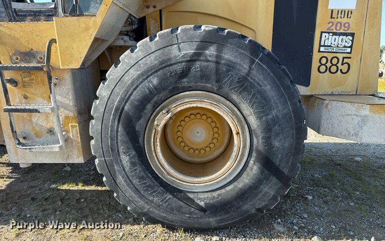 image for item DS3820 1998 Caterpillar 950G wheel loader