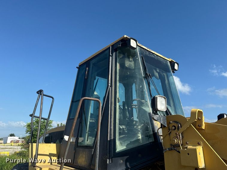 image for item DS3821 1998 Caterpillar 950G wheel loader
