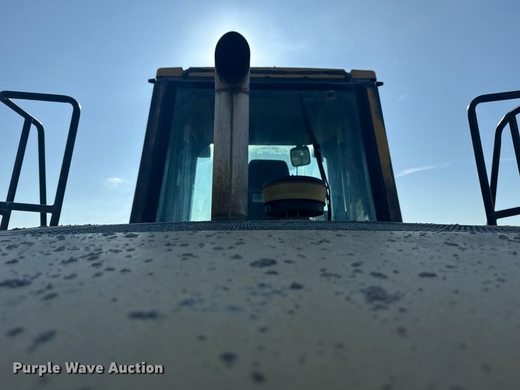 image for item DS3821 1998 Caterpillar 950G wheel loader