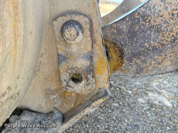 image for item DS3821 1998 Caterpillar 950G wheel loader