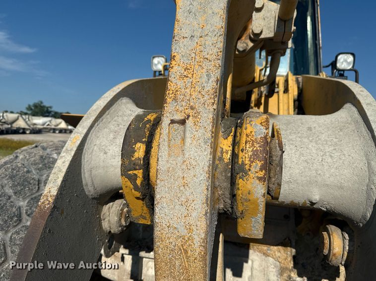 image for item DS3821 1998 Caterpillar 950G wheel loader