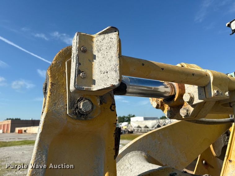 image for item DS3821 1998 Caterpillar 950G wheel loader