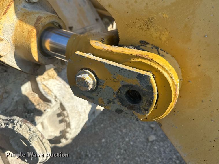 image for item DS3821 1998 Caterpillar 950G wheel loader