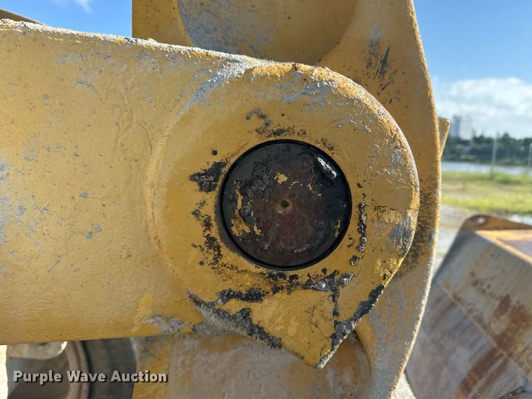 image for item DS3821 1998 Caterpillar 950G wheel loader