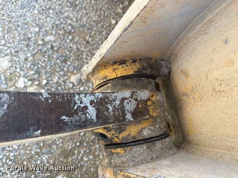 image for item DS3821 1998 Caterpillar 950G wheel loader