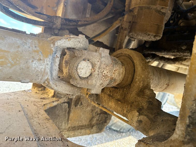 image for item DS3821 1998 Caterpillar 950G wheel loader