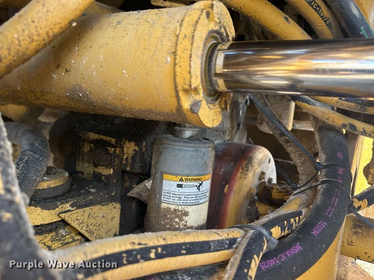 image for item DS3821 1998 Caterpillar 950G wheel loader