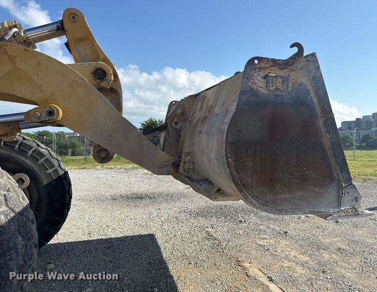 image for item DS3821 1998 Caterpillar 950G wheel loader