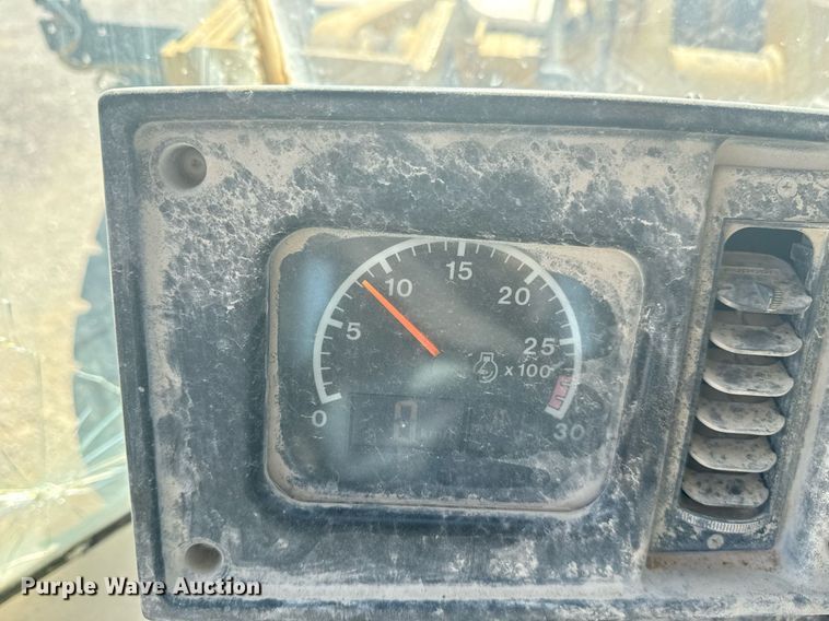 image for item DS3821 1998 Caterpillar 950G wheel loader