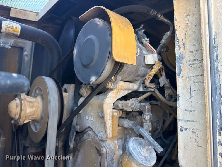 image for item DS3821 1998 Caterpillar 950G wheel loader