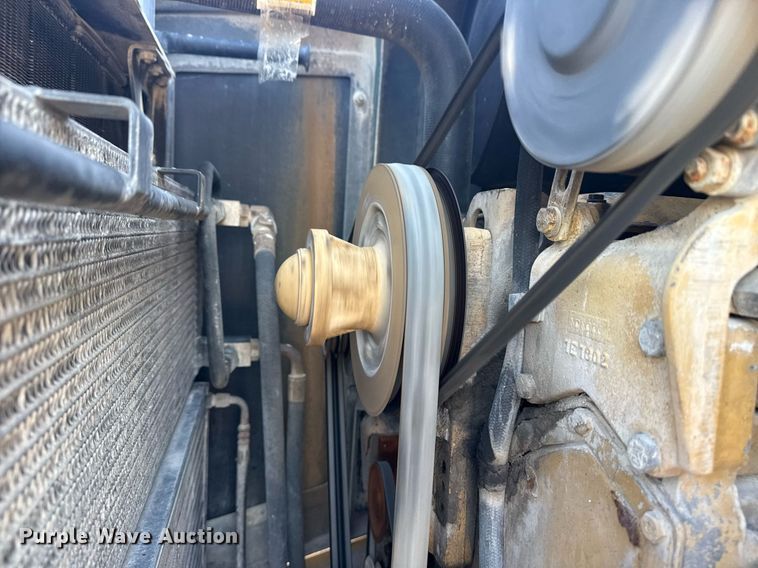 image for item DS3821 1998 Caterpillar 950G wheel loader