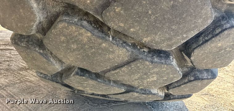 image for item DS3832 2005 Caterpillar 740 water wagon