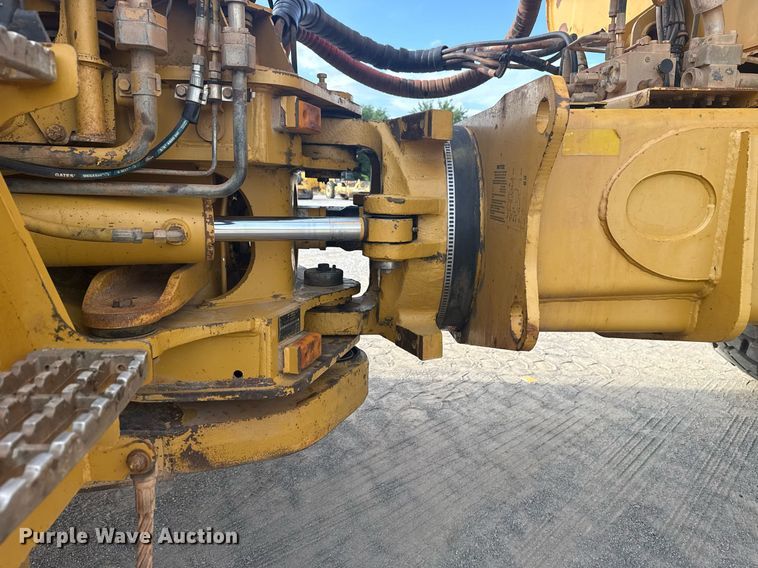 image for item DS3833 2006 Caterpillar 740 water wagon