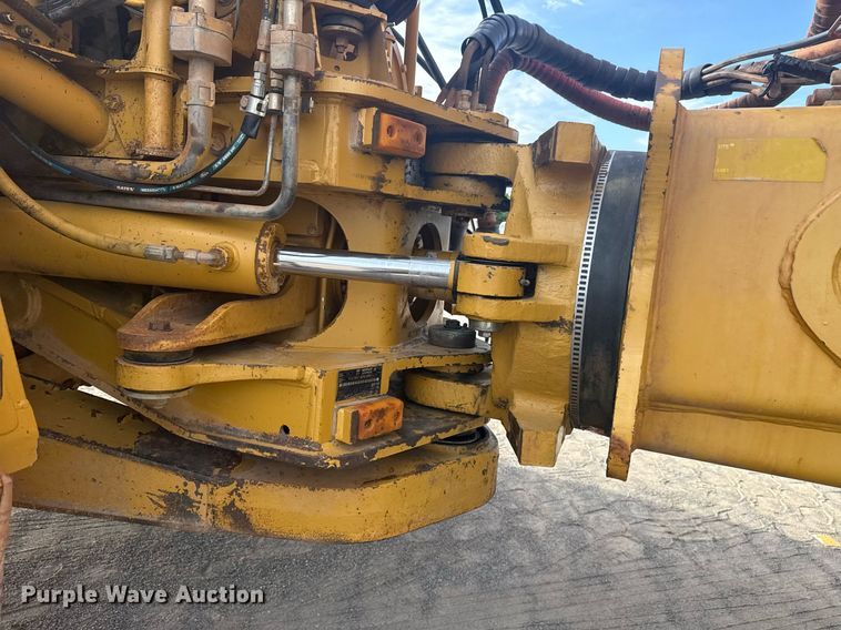 image for item DS3833 2006 Caterpillar 740 water wagon