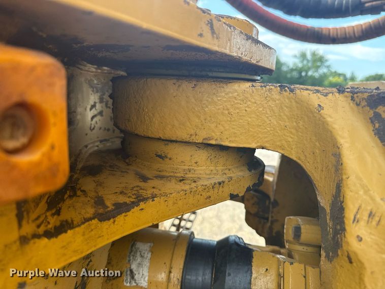 image for item DS3833 2006 Caterpillar 740 water wagon