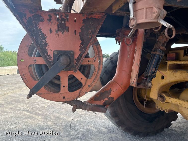 image for item DS3833 2006 Caterpillar 740 water wagon